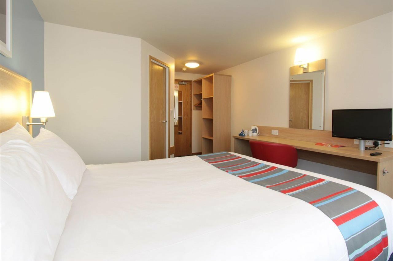 Travelodge Nottingham Central Екстериор снимка